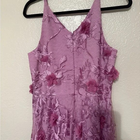 Dress the Population Lavender Floral Maxi Dress - Picture 5 of 6